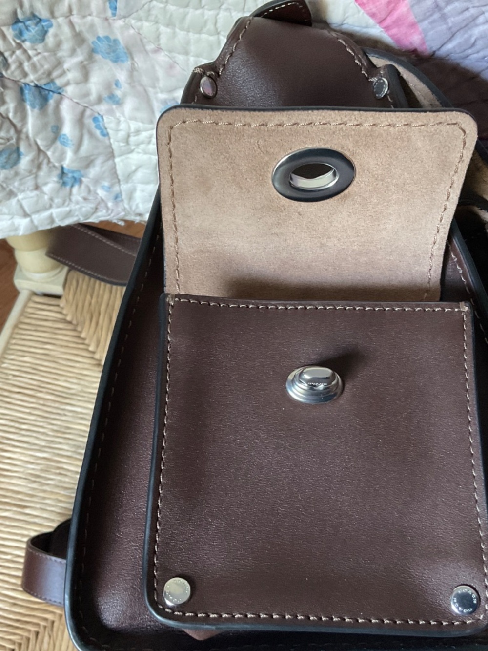Coach Cargo Turnlock Tabby 36 - Picture 3 of 16